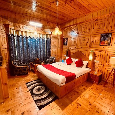 Woods Villa- A Luxury Mountains View Cottages Manāli エクステリア 写真